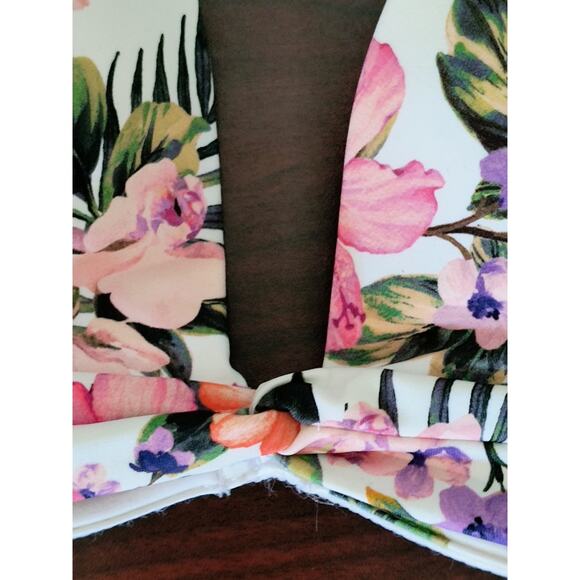 Shade & Shore Bikini Top Women's Sz 36B Multicolor Floral Padded Tropical Print - Picture 7 of 10